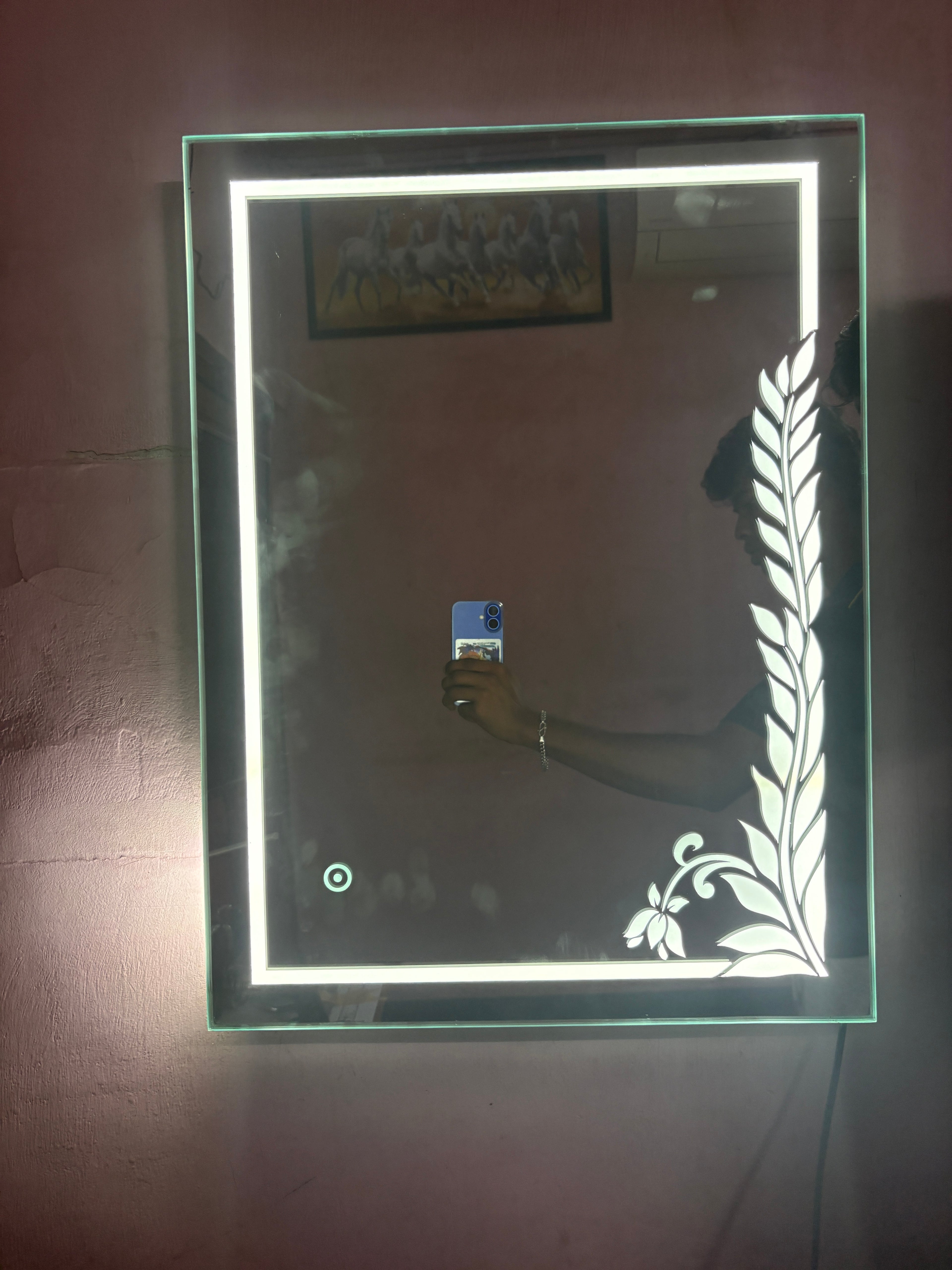 Floralis LED Mirror – Dimmable Touch Sensor | Designer Leaf Pattern