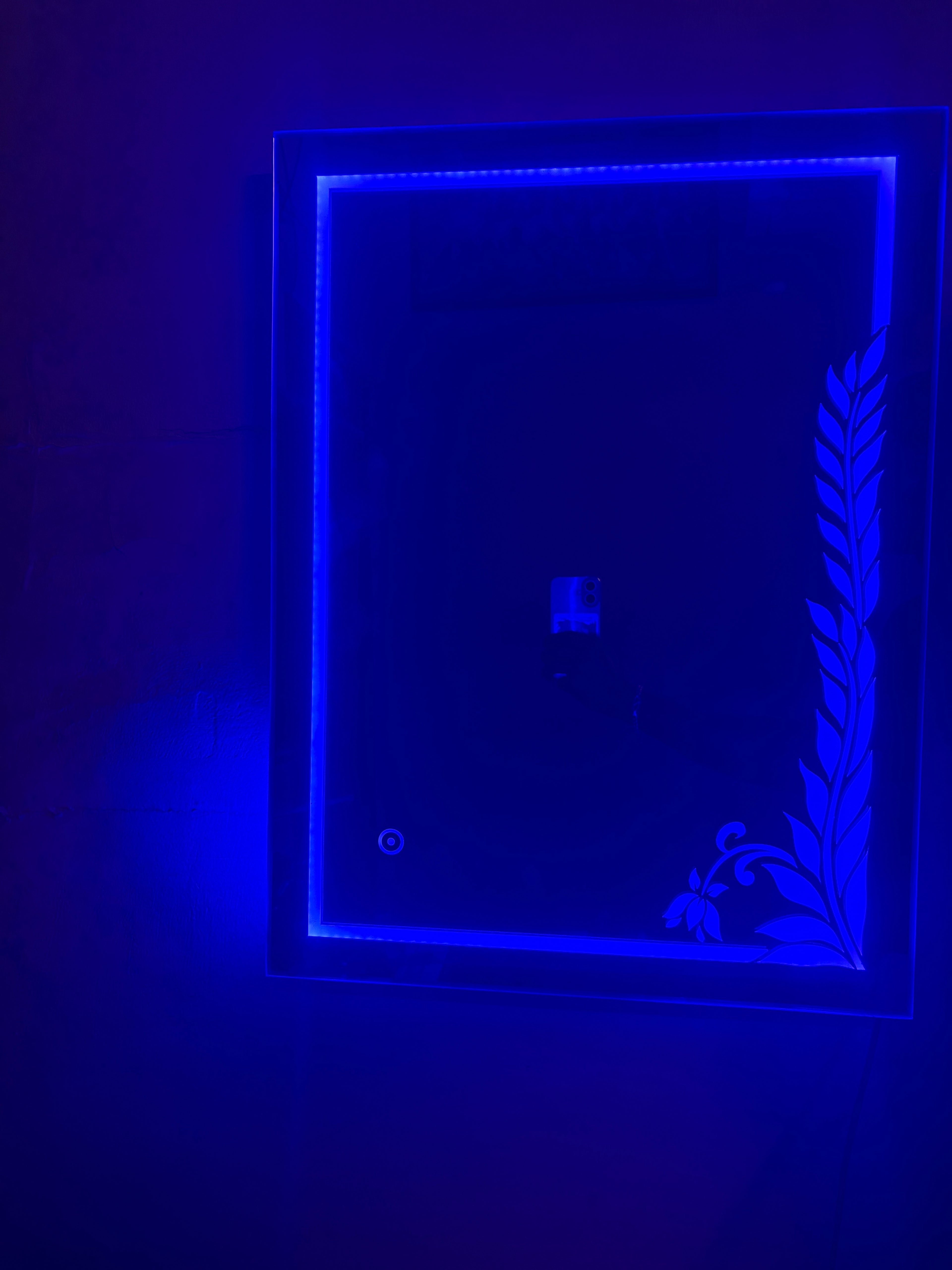 Floralis LED Mirror – Dimmable Touch Sensor | Designer Leaf Pattern